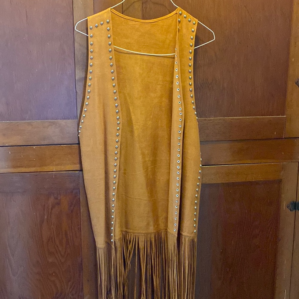 Women’s fringe vest
